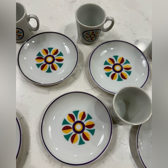 Vintage Folk Art 18 piece mini porcelain tea set, Made in Japan - Picture 5 of 11